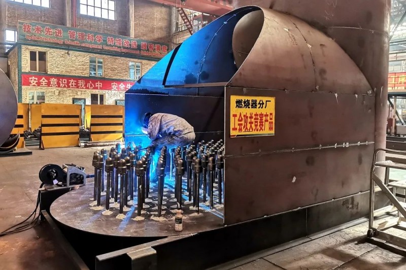 哈电锅炉燃烧器分厂顺利产成神华国能彬长项目回料阀部件